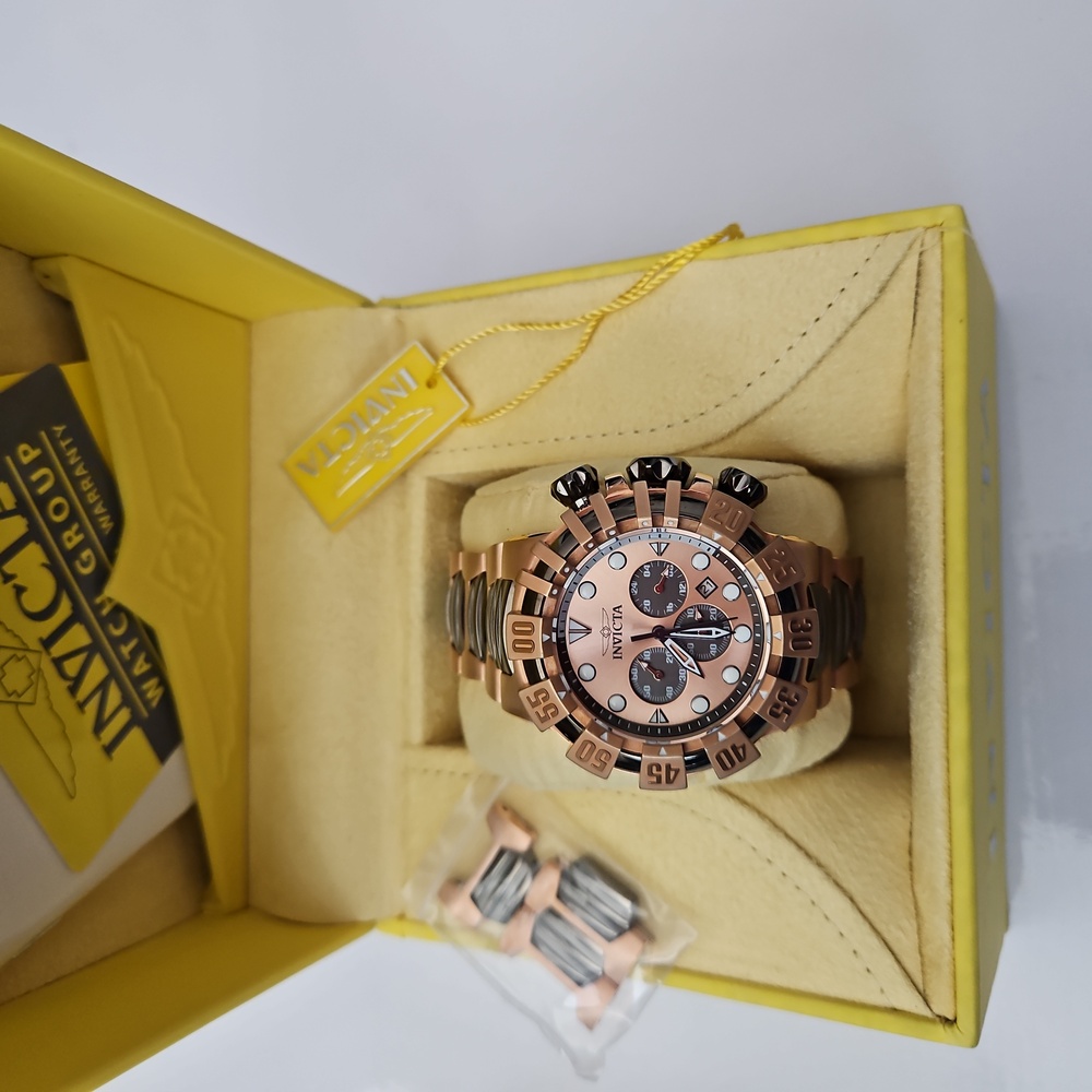 Men Excellent Condition Invicta Excursion Model 32378  Watch Quartz ROSE GOLD